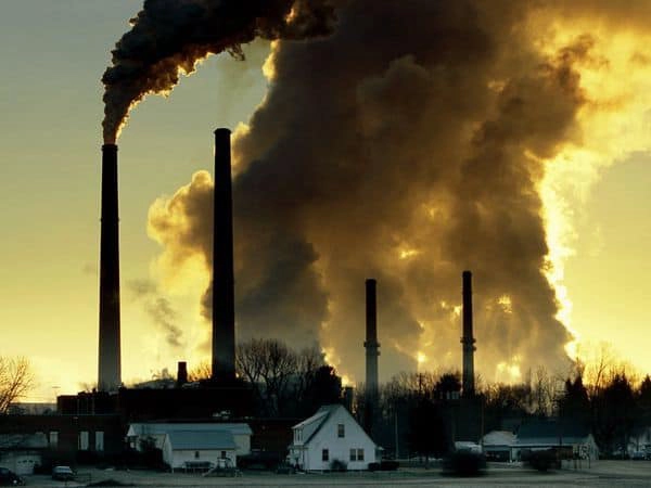 Air pollution reduces your life expectancy